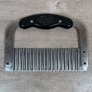 Vintage Pampered Chef Large Crinkle Cutter Vegetable Chopper Silver Kitchen